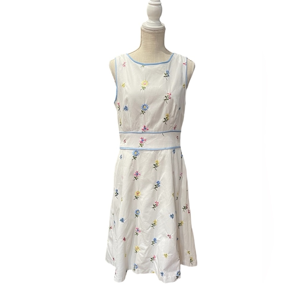 K Studio White Blue Multicolor Embroidered Floral Cotton Dress Women’s size 10